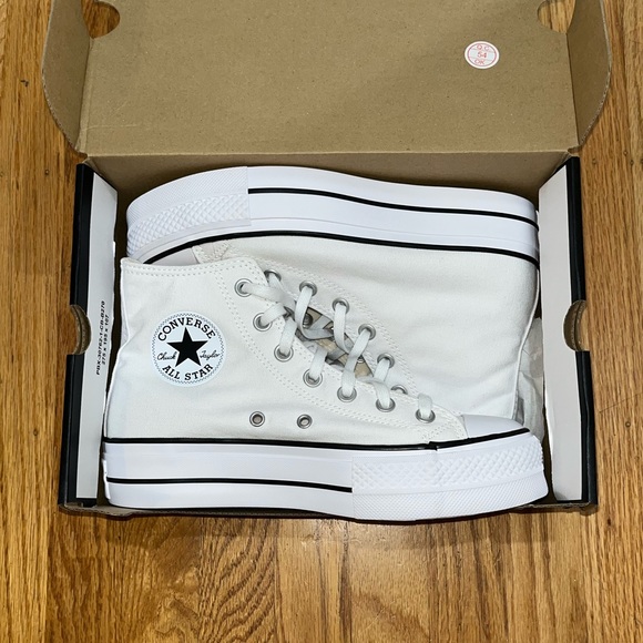 Converse Chuck Taylor All Star Lift Platform Canvas - Picture 1 of 7